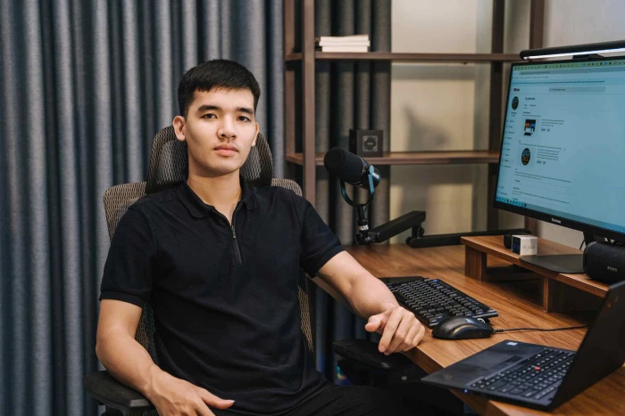 Chàng trai thiết kế ứng dụng miễn phí cho người học tiếng Anh