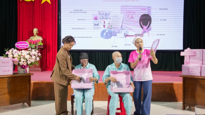Trao yêu thương, tiếp thêm nghị lực cho bệnh nhân ung thư