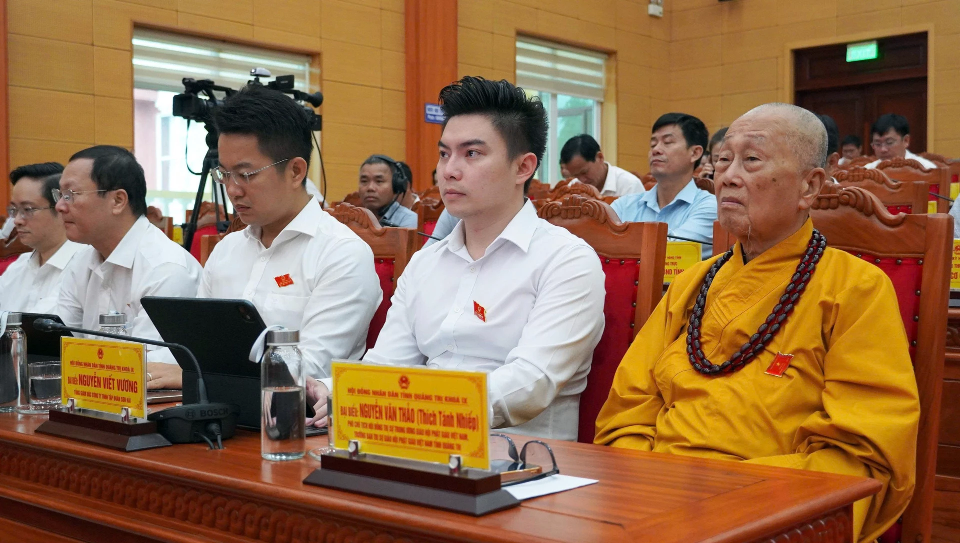 Đại biểu dự kỳ họp - Ảnh: X.P
