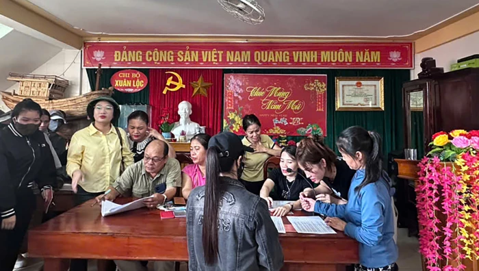 Người dân phường Bắc Gianh nhận gần 3,28 tỷ đồng quà mừng Tết Độc lập