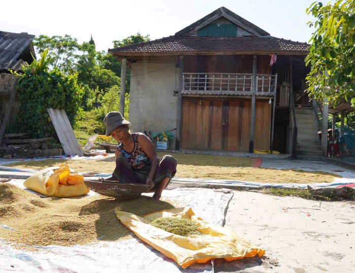 “Mở lối” thoát nghèo bền vững