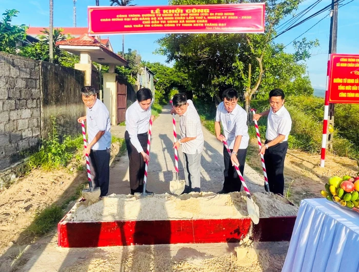 Xã Ninh Châu: Khởi công xây dựng tuyến đường nông thôn trị giá 6 tỉ đồng
