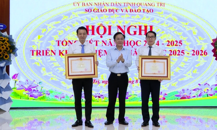 Quyết tâm hoàn thành xuất sắc nhiệm vụ năm học mới