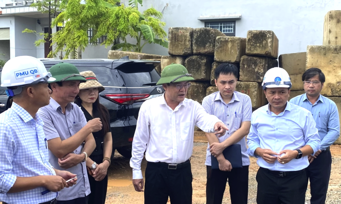 Phấn đấu hoàn thành gói thầu xây lắp cầu vượt đường sắt trong năm 2025