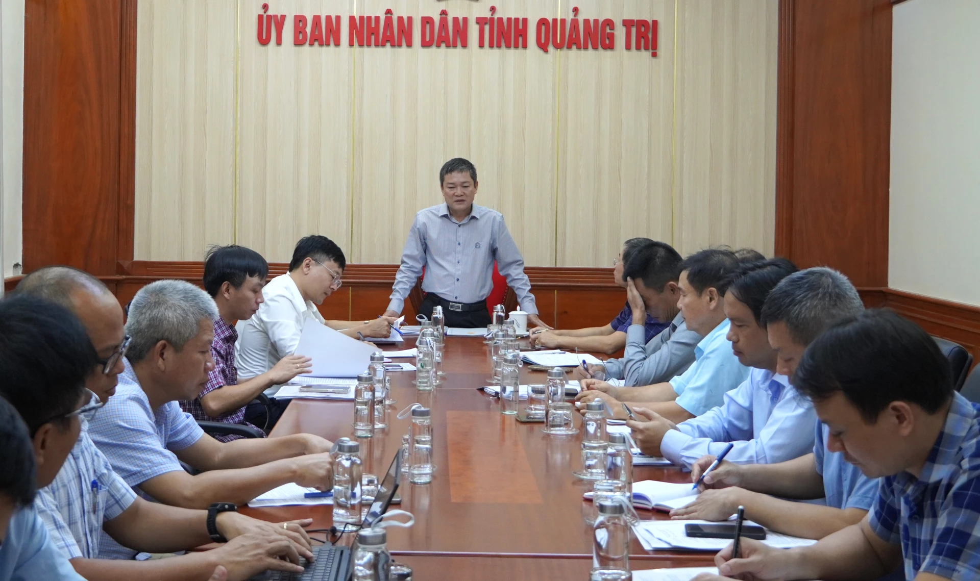 Phó Chủ tịch UBND tỉnh Phan Phong Phú kết luận tại buổi làm việc.