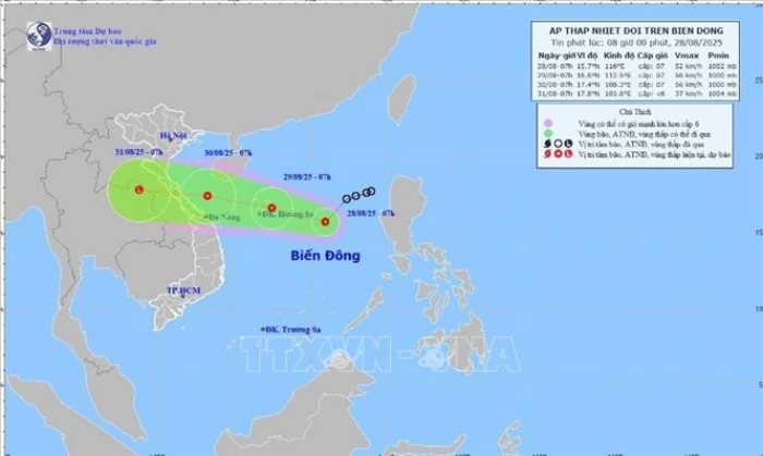 Áp thấp nhiệt đới đổi hướng, hướng về khu vực biển đặc khu Hoàng Sa
