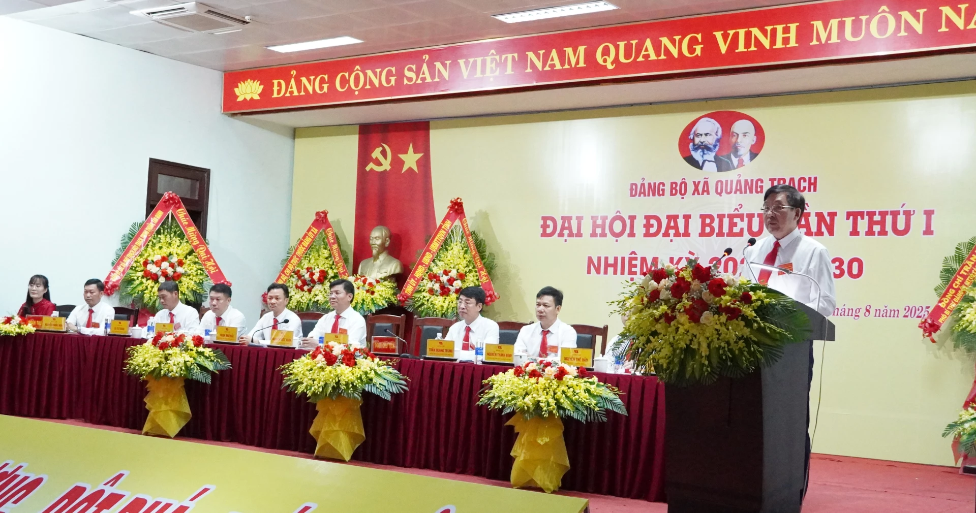 Ông Phan Văn Thanh được chỉ định giữ chức vụ Bí thư Đảng ủy xã Quảng Trạch, nhiệm kỳ 2025-2030. Ảnh: H.Tr.