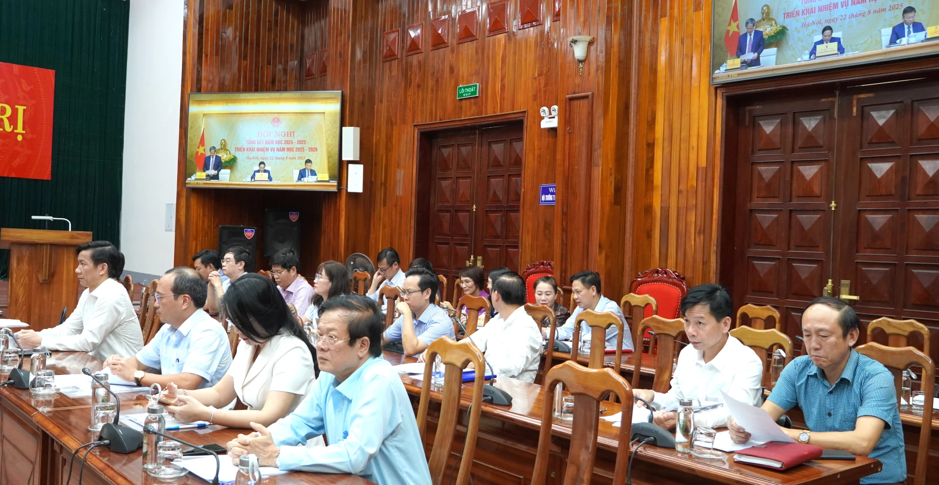 Các đại biểu tại điểm cầu tỉnh Quảng Trị. Ảnh: H.Tr.