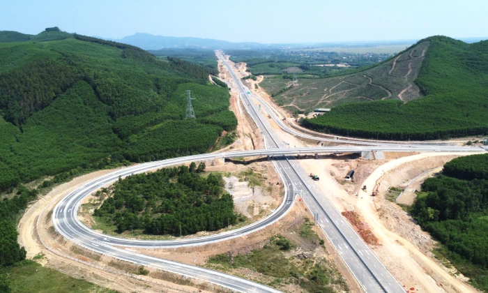 Thống nhất mở rộng toàn tuyến cao tốc Bắc - Nam phía Đông theo phương thức PPP