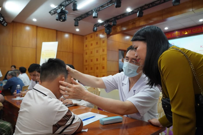 Hơn 100 trẻ khuyết tật được phẫu thuật miễn phí