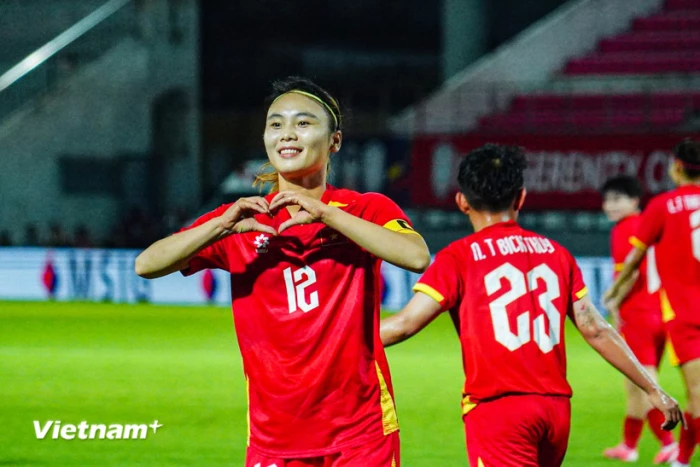 HLV tuyển Nữ Campuchia: 