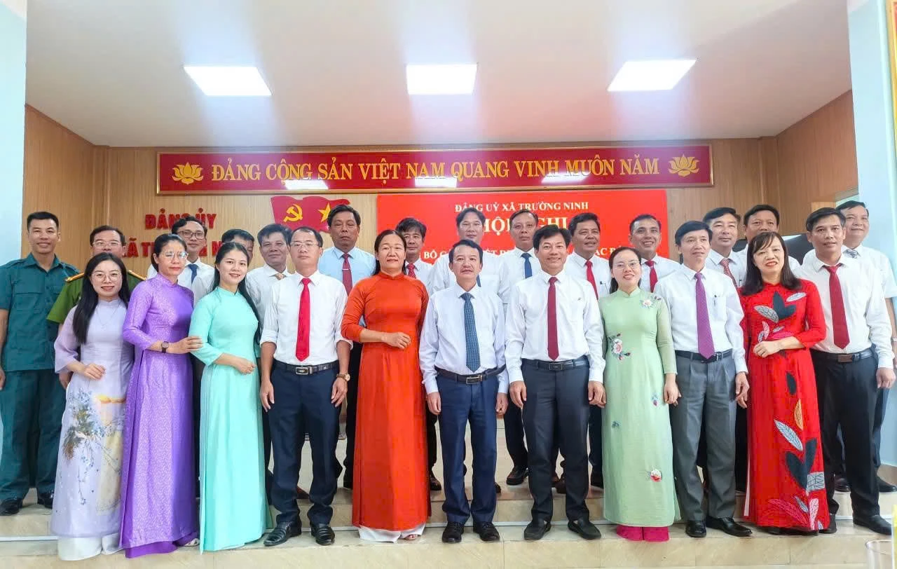 Ban Chấp hành Đảng bộ xã Trường Ninh nêu cao tinh thần đoàn kết, chung sức, đồng lòng đưa địa phương phát triển toàn diện -Ảnh: N.L