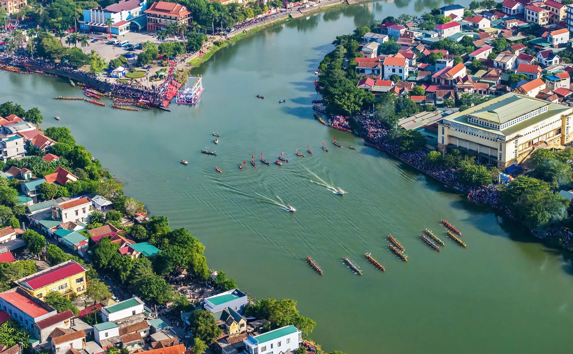 Xuất phát.