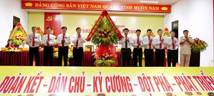 Xây dựng xã Quảng Trạch đạt chuẩn nông thôn mới nâng cao