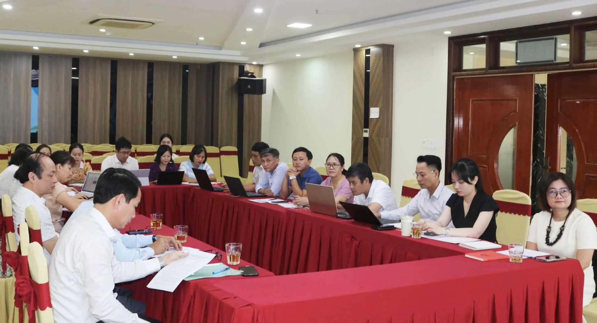 Các đại biểu tham gia hội thảo