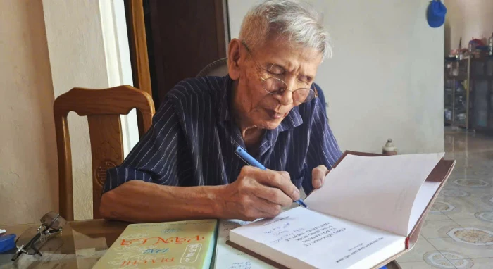 Dành cho quê hương trọn nghĩa ân tình