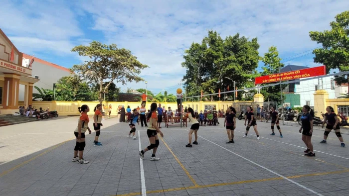 Vui, khỏe nhờ bóng chuyền hơi