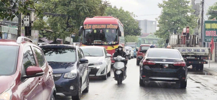 An toàn giao thông nội thị: Sao phải đợi chờ… ý thức thay đổi (?!)