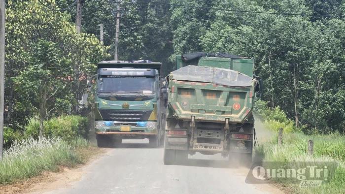 Siết chặt khai thác khoáng sản, nạo vét lòng hồ