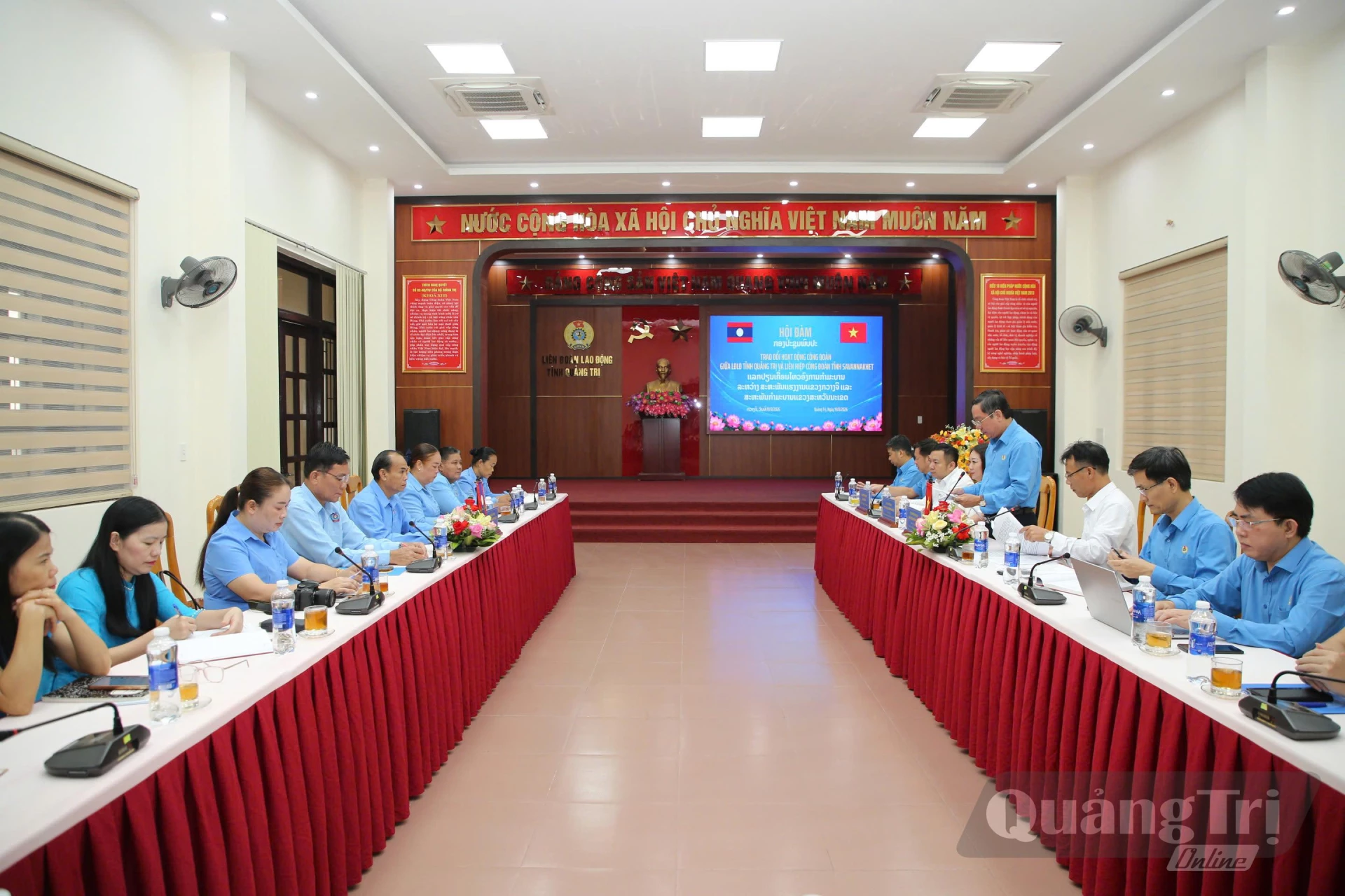 Quang cảnh hội đàm - Ảnh: NL