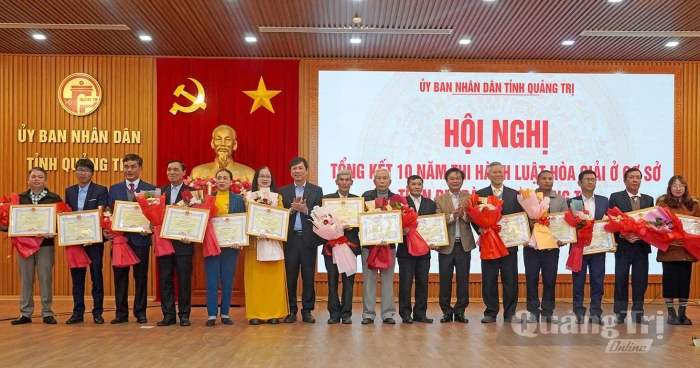 Vai trò hòa giải, đối thoại