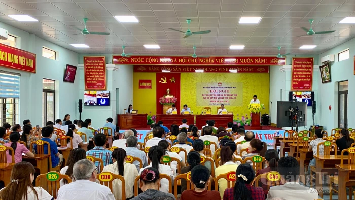 Đại biểu HĐND tỉnh tiếp xúc cử tri sau kỳ họp thứ 4