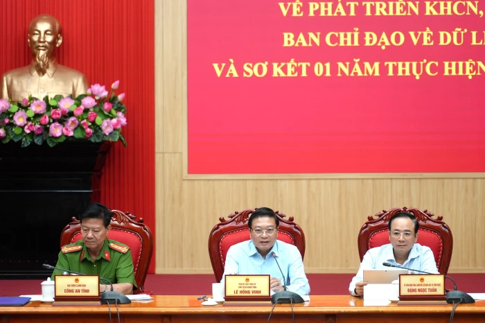Tập trung xử lý các 'điểm nghẽn' về chuyển đổi số trong hệ thống chính trị