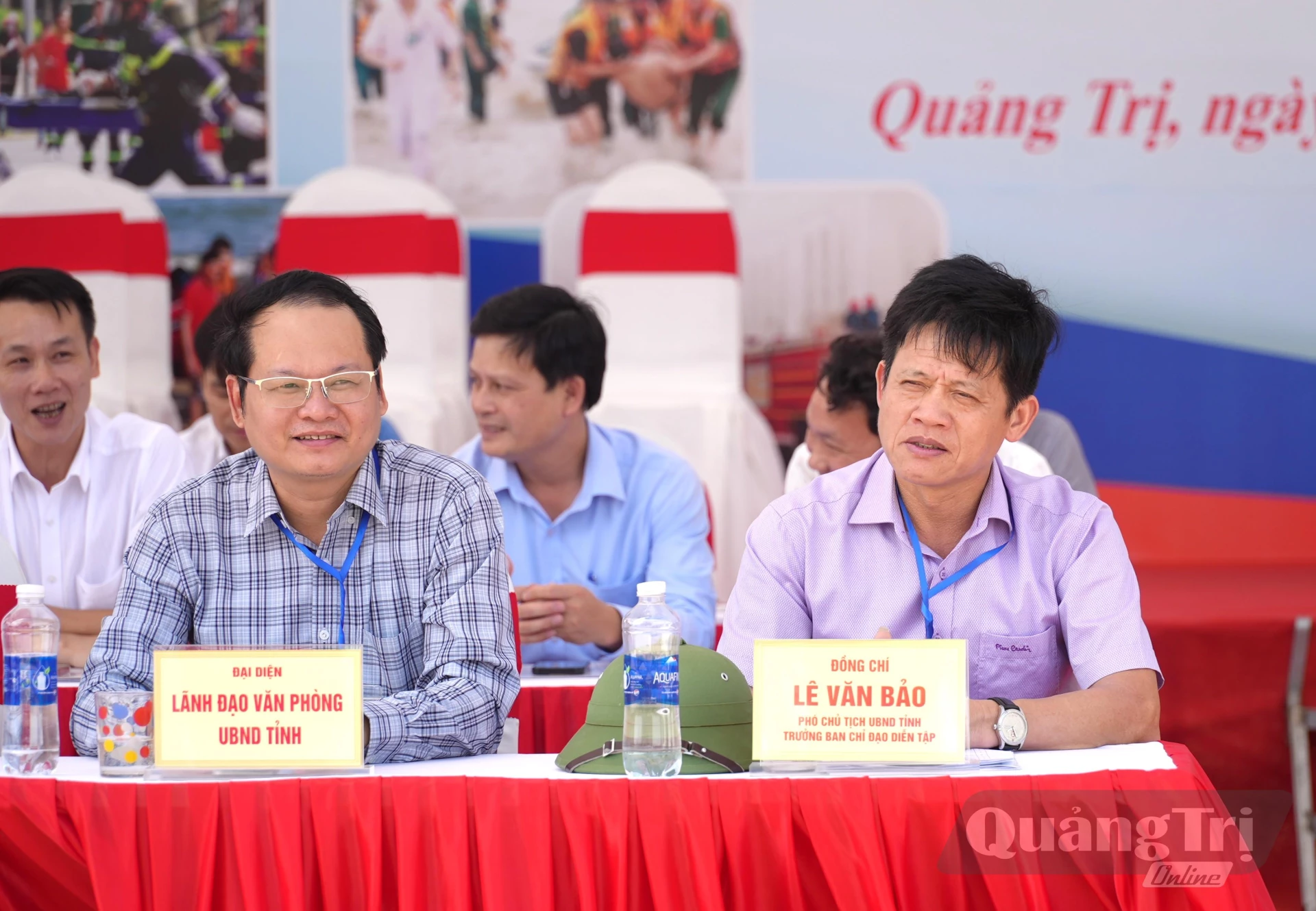 Đồng chí Lê Văn Bảo, Phó Chủ tịch UBND tỉnh dự và chỉ đạo cuộc diễn tập - Ảnh: T.Đ