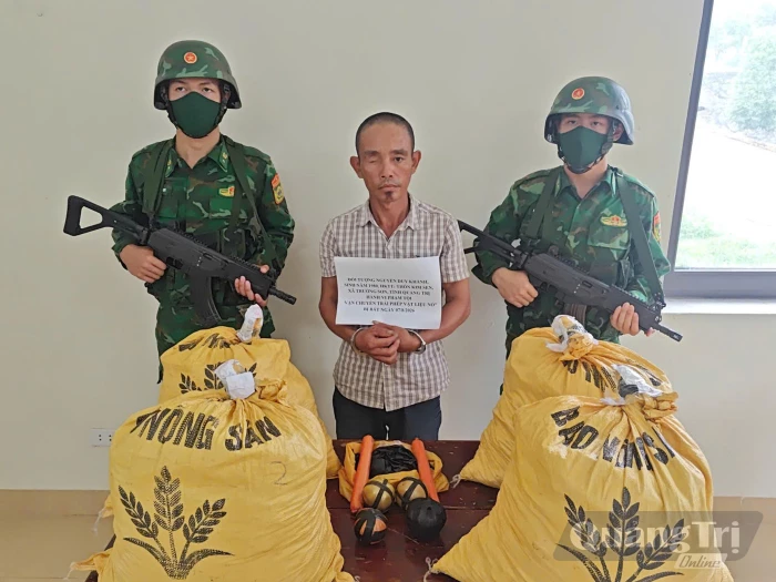 Bộ đội Biên phòng ngăn chặn vụ vận chuyển trái phép vật liệu nổ qua biên giới