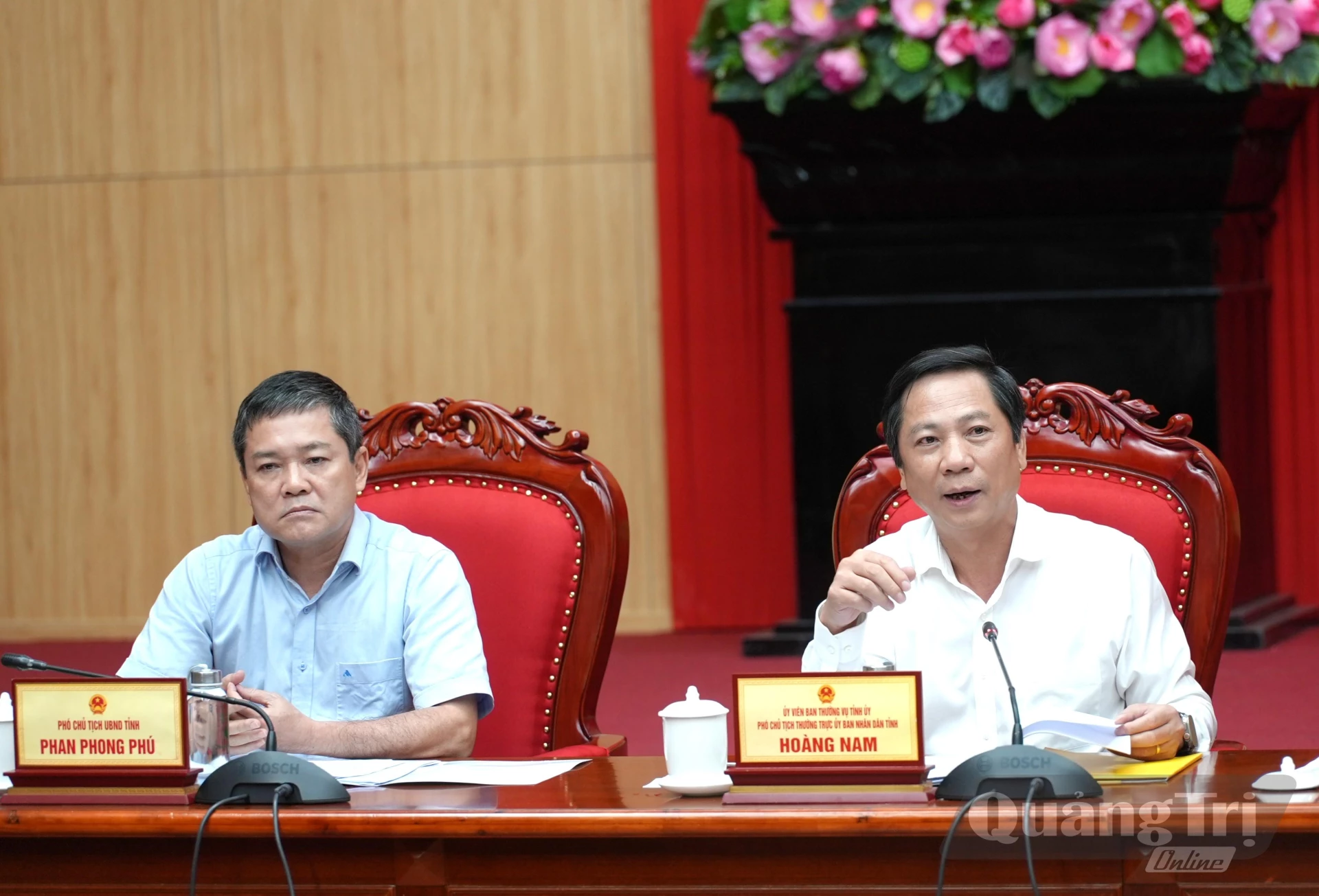 Đồng chí Hoàng Nam, Phó Chủ tịch Thường trực UBND tỉnh phát biểu tại phiên họp - Ảnh: T.Đ
