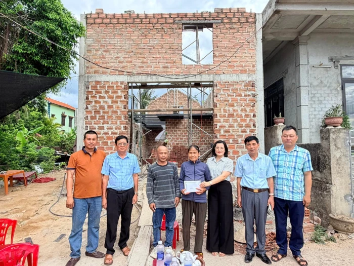 Hướng mạnh về cơ sở