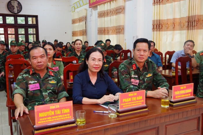 Diễn tập chiến đấu phòng thủ các xã Vĩnh Hoàng, Vĩnh Linh, Lệ Ninh năm 2026