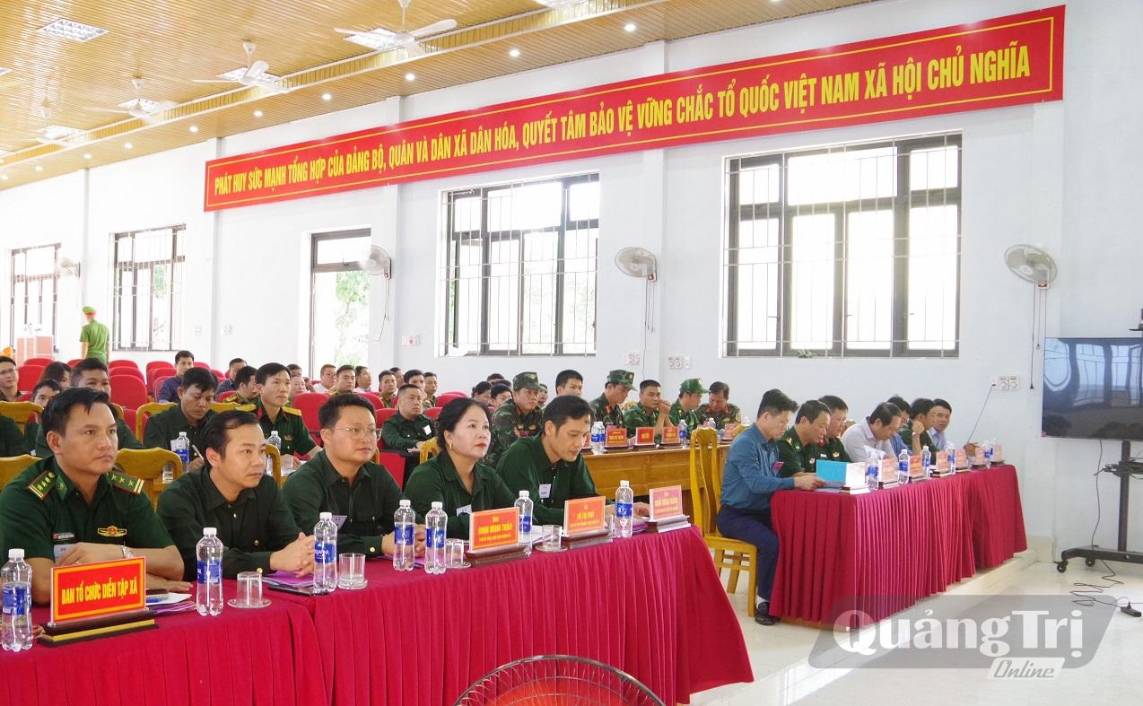 Các đại biểu tham dự khai mạc diễn tập - Ảnh: H.C