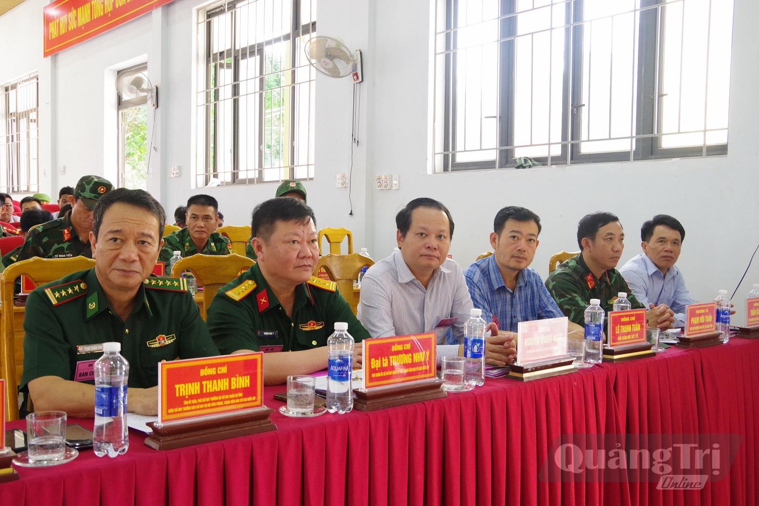 Các đại biểu tham dự khai mạc diễn tập - Ảnh: H.C