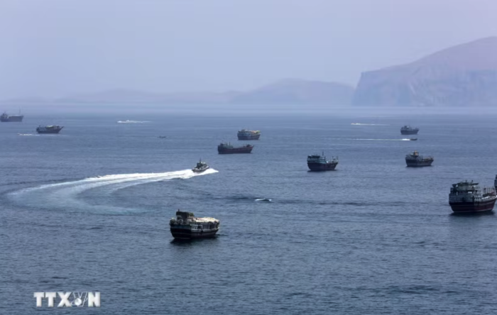 Khủng hoảng Hormuz khiến khách hàng châu Á tính lại bài toán dầu mỏ