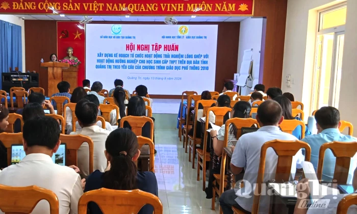 Tập huấn hoạt động trải nghiệm, hướng nghiệp cho học sinh THPT