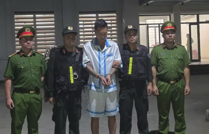 Khởi tố vợ chồng đối tượng Huấn 'Hoa Hồng' cùng đồng phạm