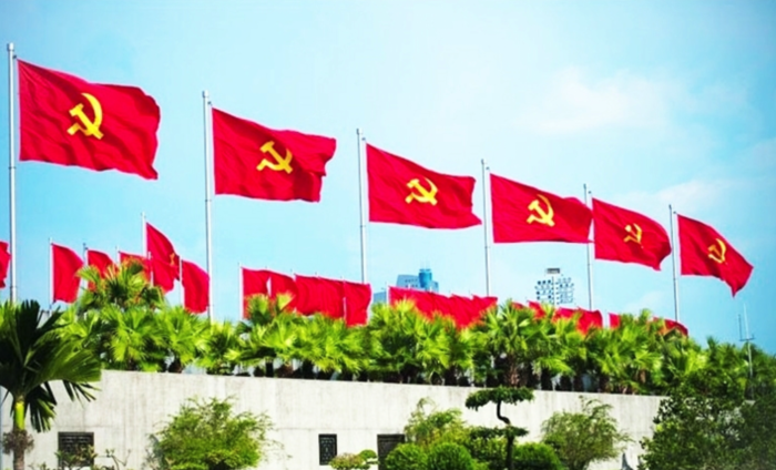 Tỉnh táo trước luận điệu đối lập giữa chủ nghĩa xã hội và tinh thần dân tộc