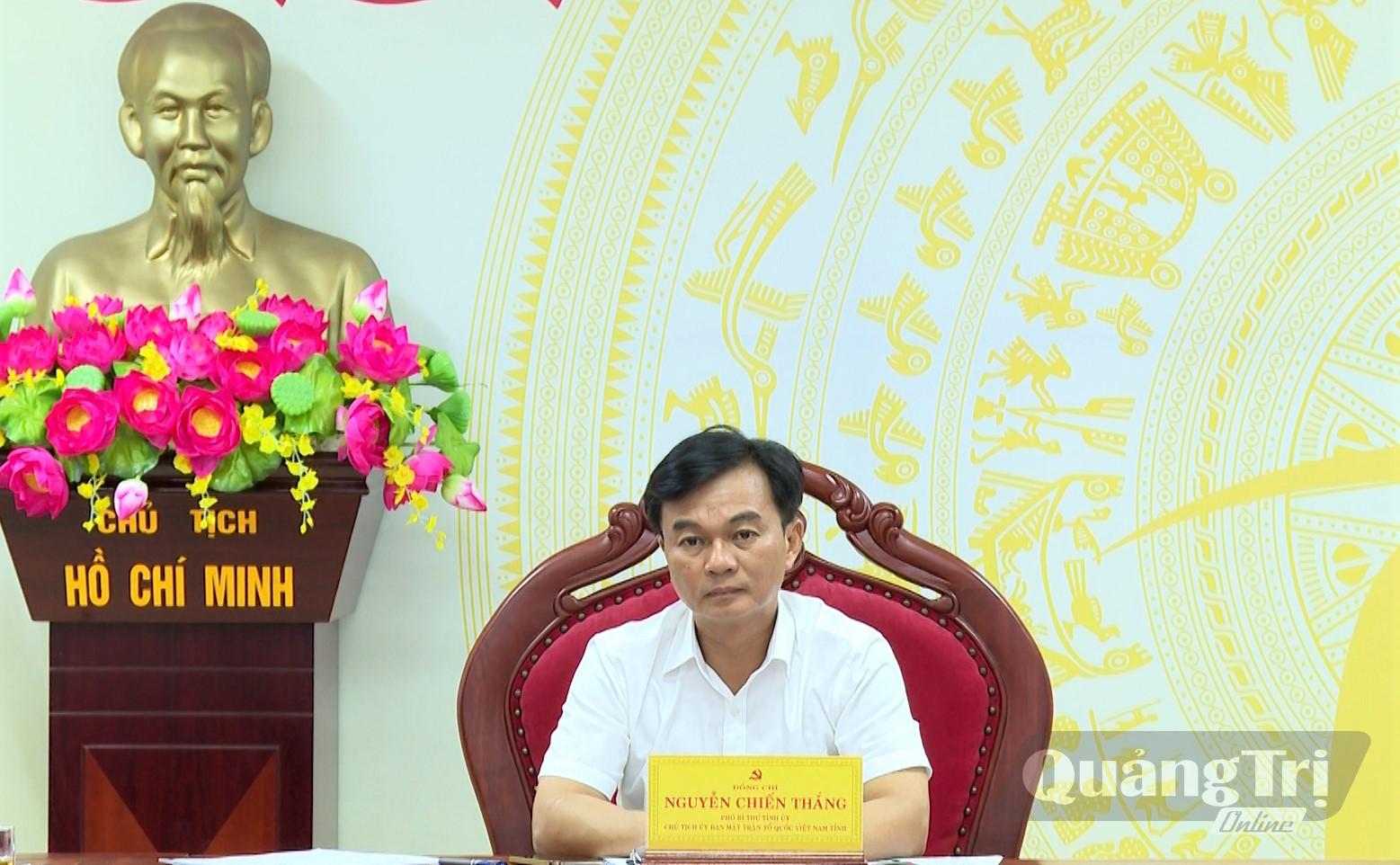 Đồng chí Nguyễn Chiến Thắng, Phó Bí thư Tỉnh ủy, Chủ tịch Ủy ban MTTQ Việt Nam tỉnh tham dự hội nghị tại điểm cầu Quảng Trị - Ảnh: NL