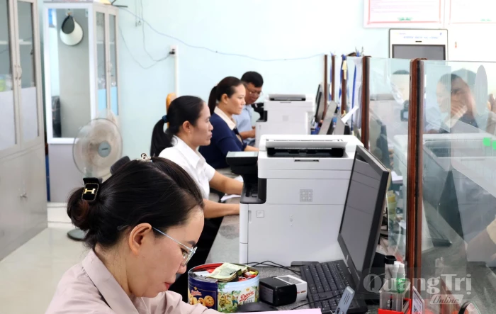 Khi dịch vụ số về các bản làng