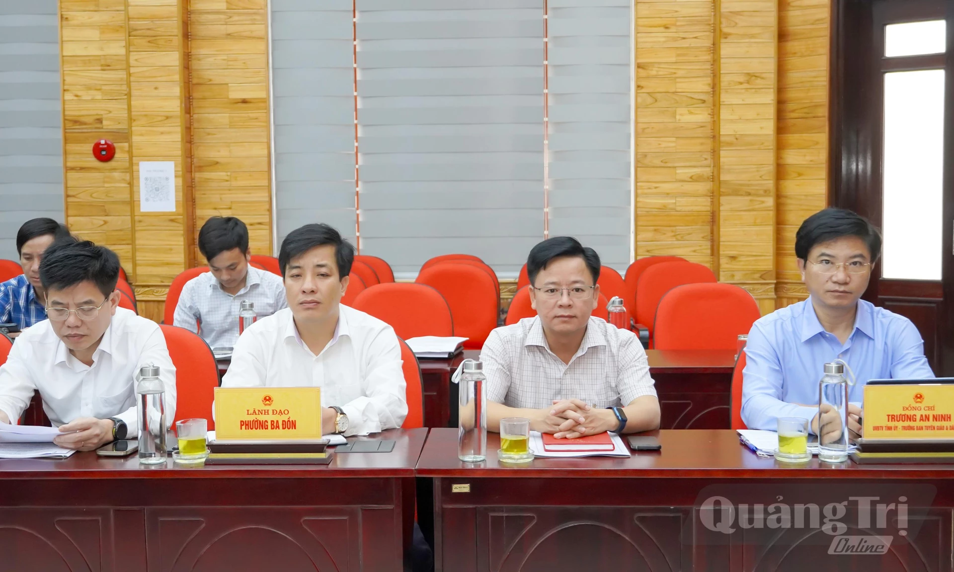 Đại biểu tham dự buổi làm việc - Ảnh: N.H