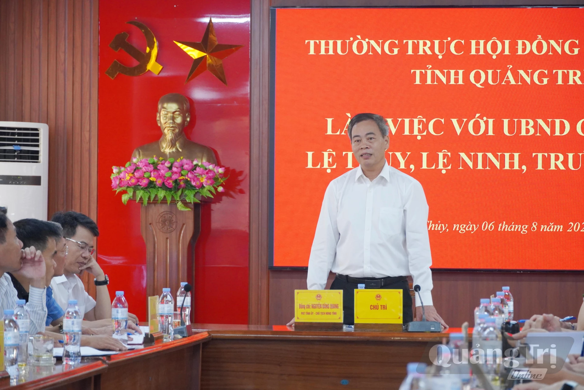 Đồng chí Nguyễn Đăng Quang, Phó Bí thư Tỉnh ủy, Chủ tịch HĐND tỉnh phát biểu kết luận tại buổi làm việc - Ảnh: H.L