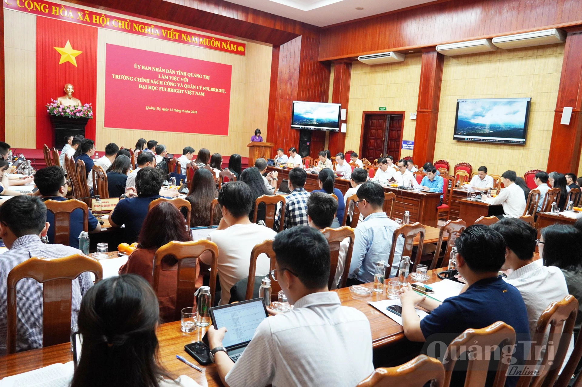 Toàn cảnh buổi làm việc - Ảnh: Nh. V