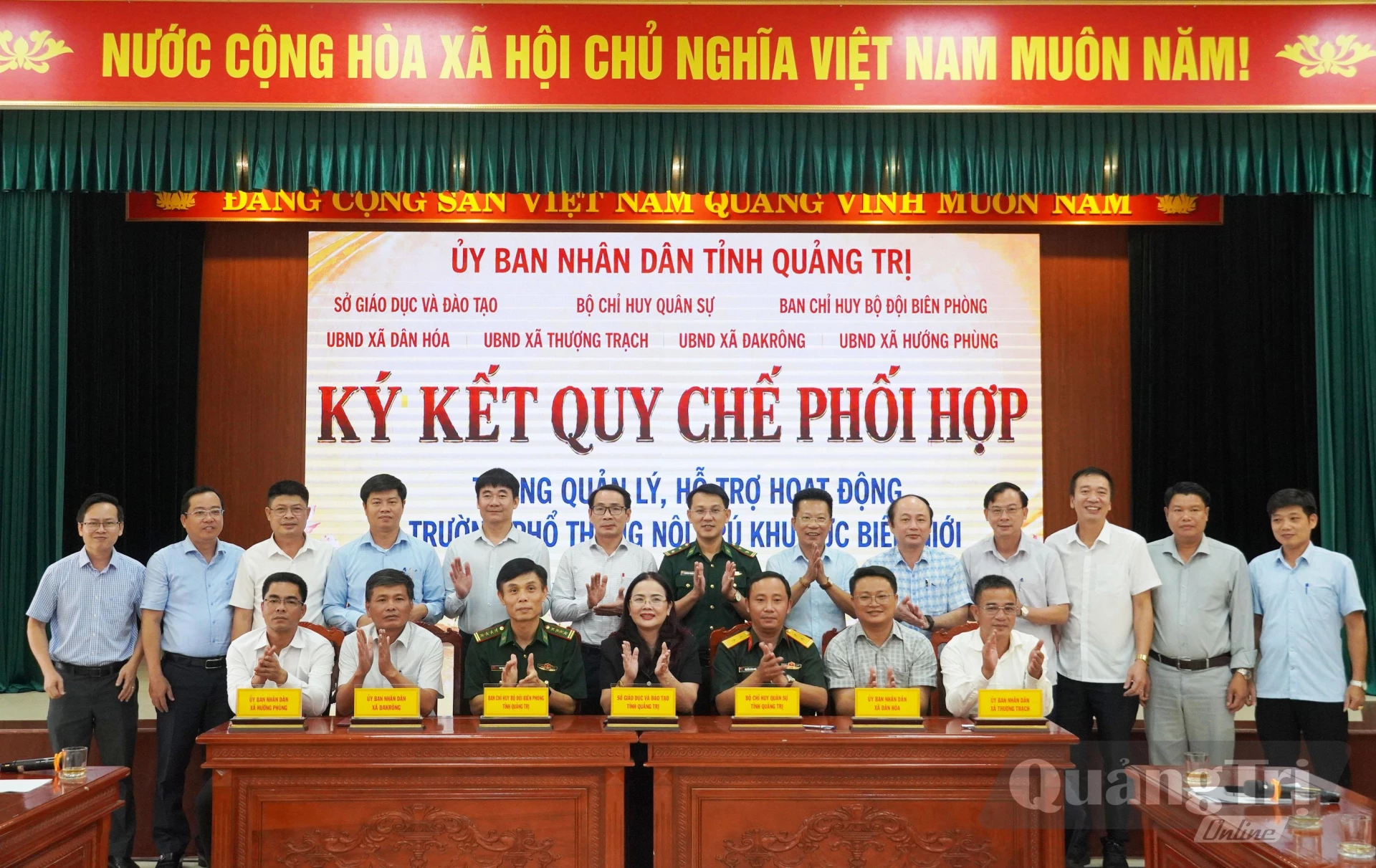Quang cảnh buổi ký kết - Ảnh: Nh. V