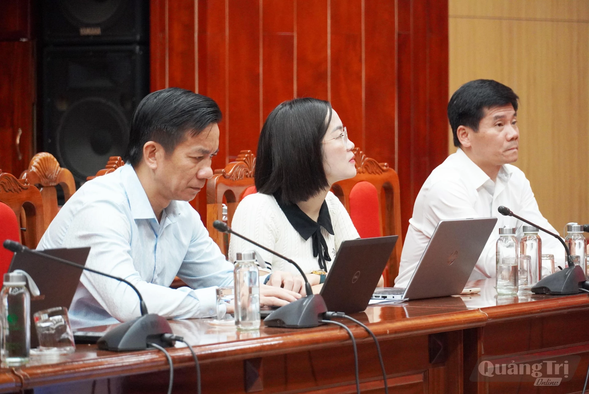 Các đại biểu tham dự phiên thảo luận tại điểm cầu Quảng Trị - Ảnh: X.P