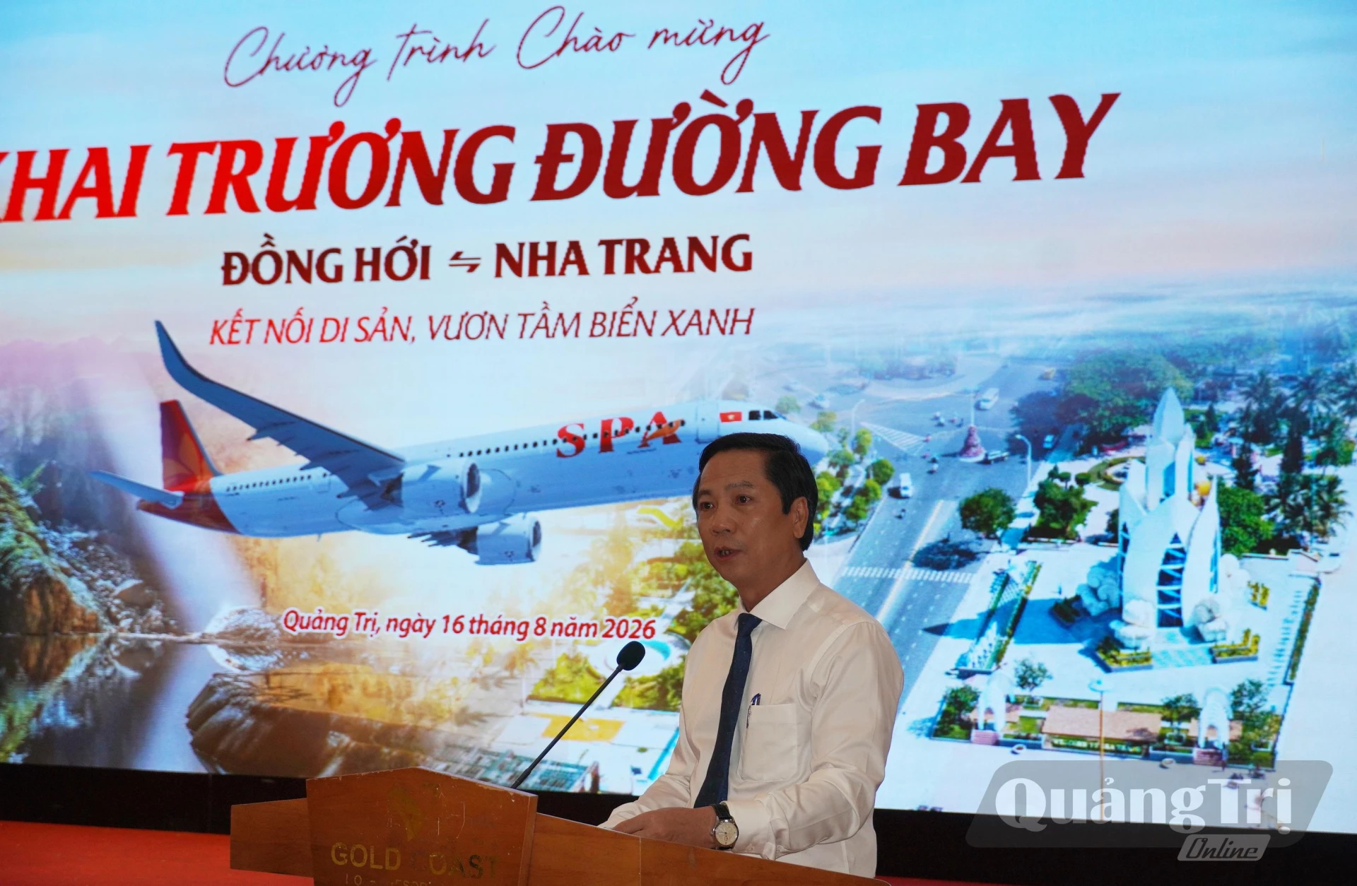Đồng chí Phó Chủ tịch Thường trực UBND tỉnh Hoàng Nam phát biểu chào mừng tại chương trình - Ảnh: X.P