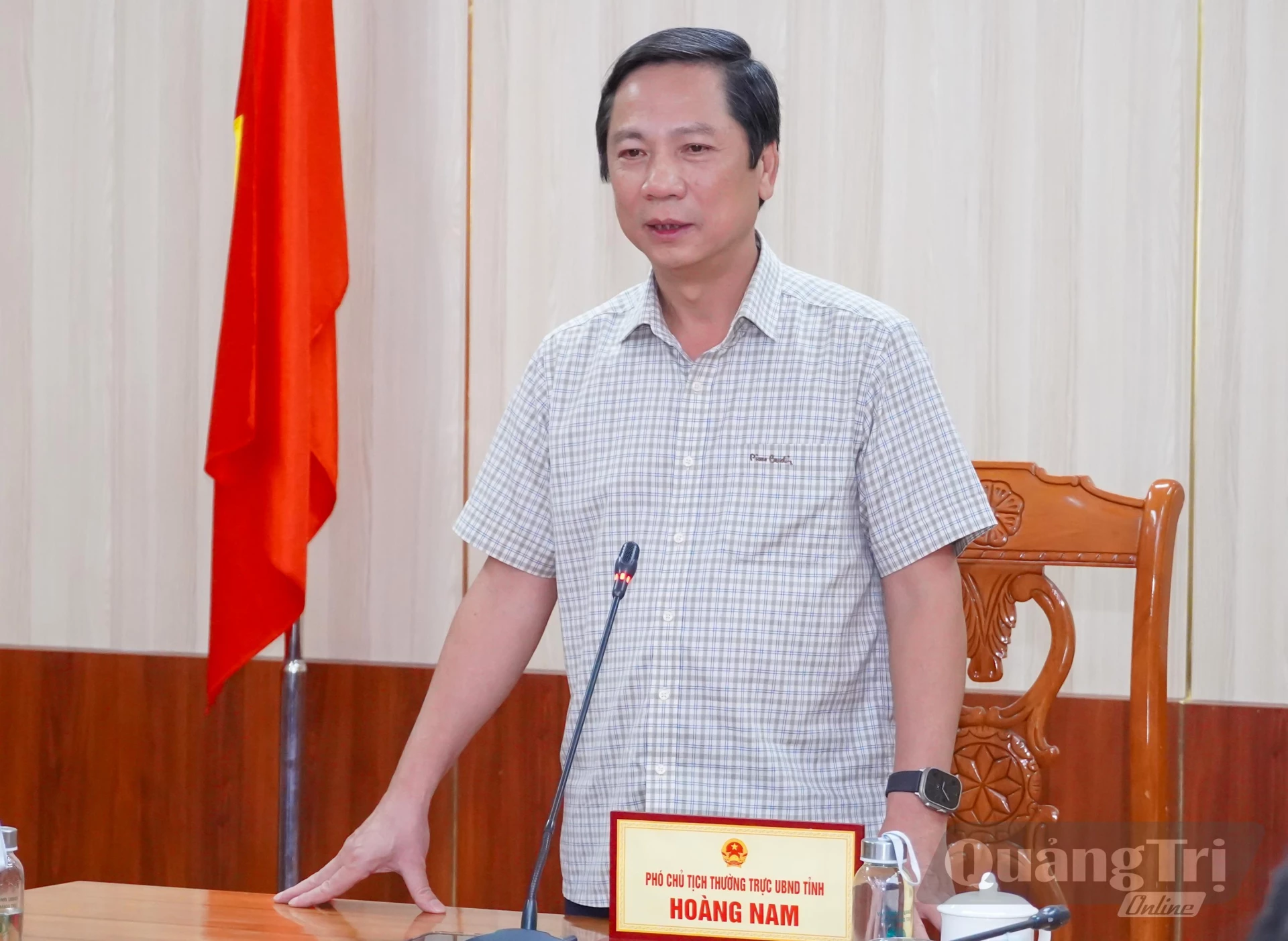 Đồng chí Hoàng Nam, Ủy viên Ban Thường vụ Tỉnh ủy, Phó Chủ tịch Thường trực UBND tỉnh phát biểu tại buổi làm việc - Ảnh: N.H