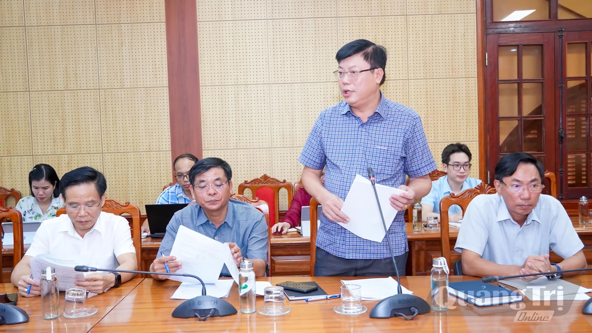 Đại diện lãnh đạo Sở Văn hóa, Thể thao và Du lịch báo cáo kế hoạch dự kiến tổ chức các hoạt động tại buổi làm việc - Ảnh: N.H