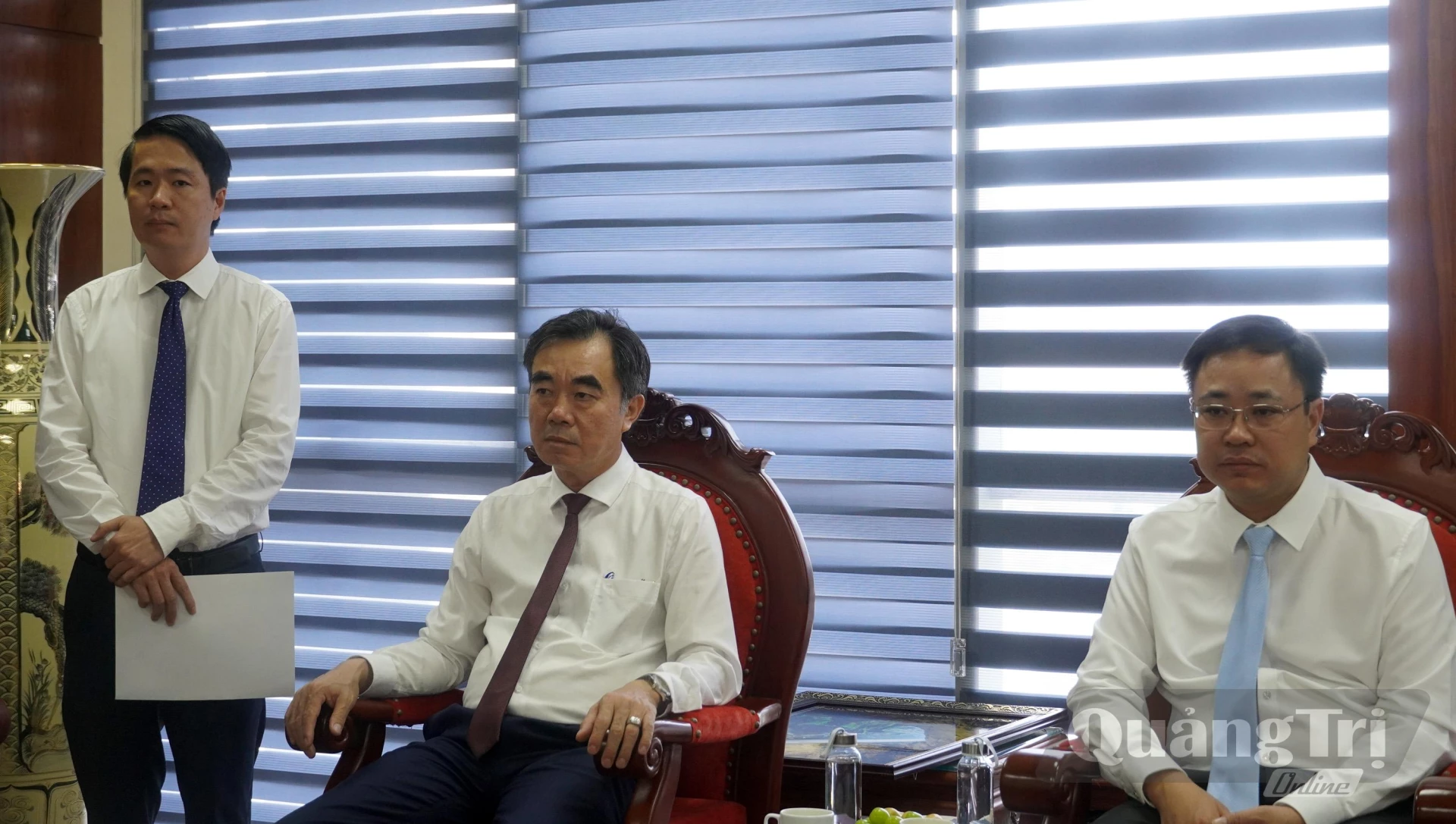 Đại biểu dự buổi tiếp - Ảnh: N.M