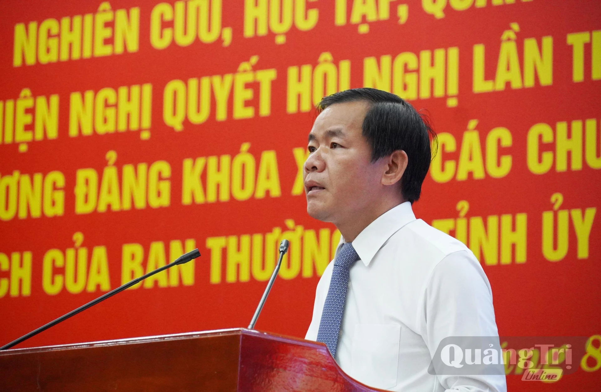 Đồng chí Bí thư Tỉnh ủy Nguyễn Văn Phương phát biểu bế mạc Hội nghị - Ảnh :X.P